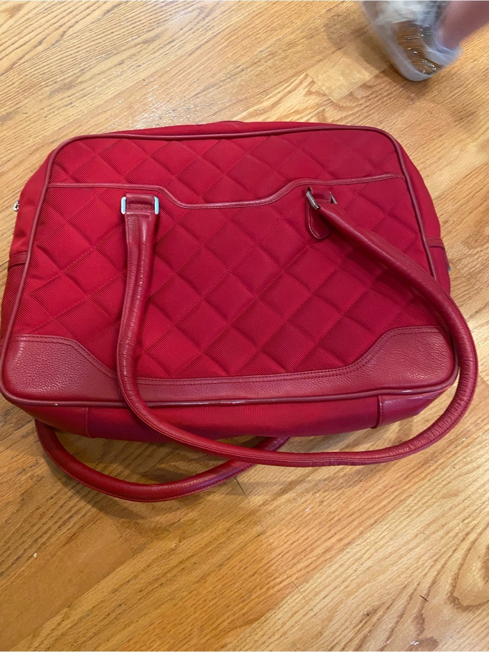 Quilted Red Laptop Tote Bag for Women - Sleek Everyday Carry